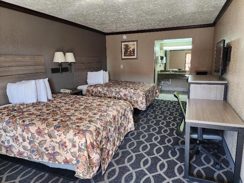 Executive Inn Northwest image 9