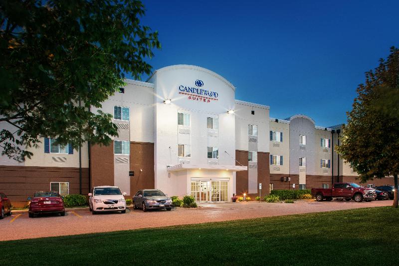 Candlewood Suites Bellevue
