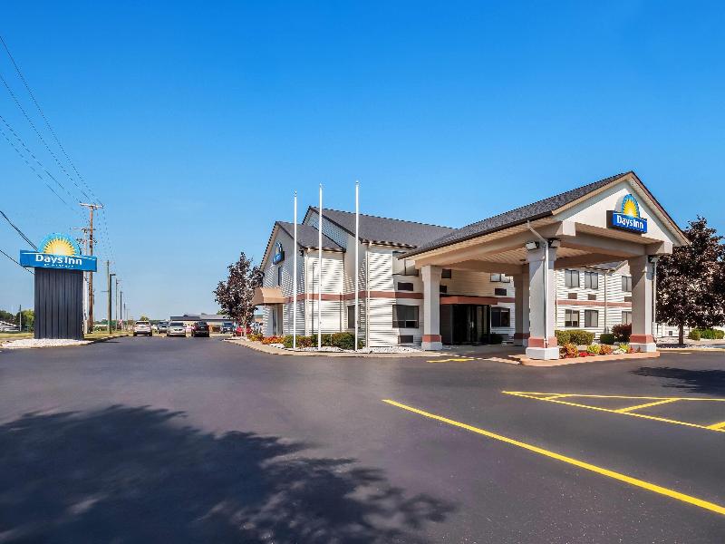 Days Inn by Wyndham Hillsdale image