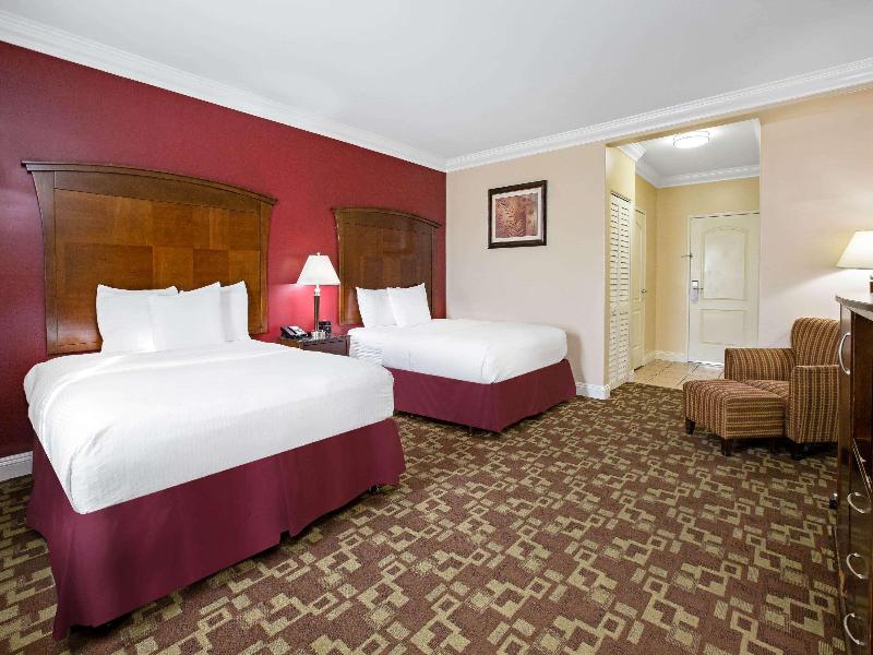 La Quinta Inn & Suites Moreno Valley image