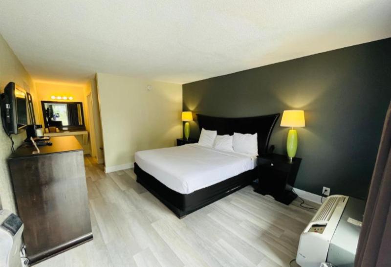 Rodeway Inn Silver Springs image