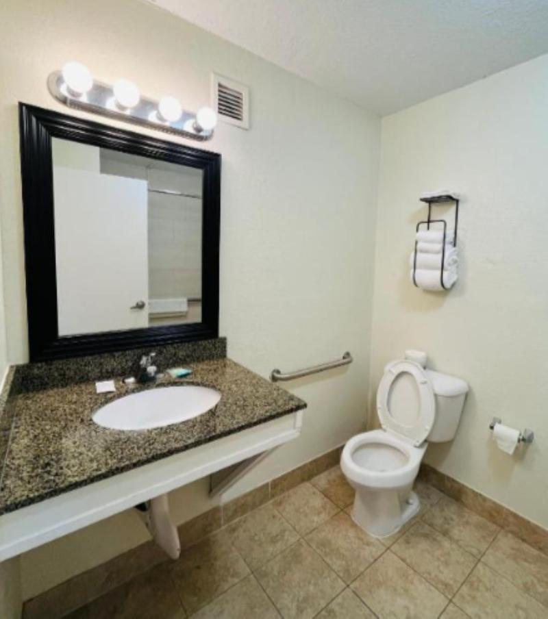 Rodeway Inn Silver Springs image