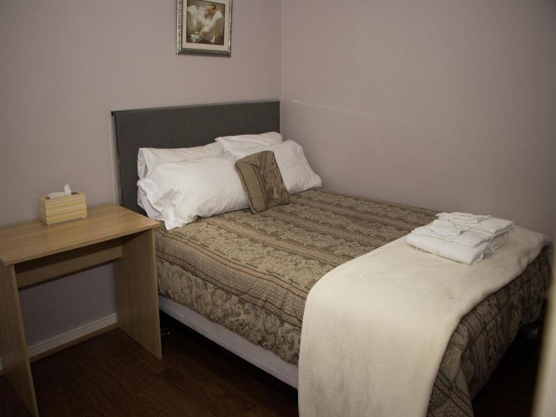 St Lawrence Residences & Suites Toronto image