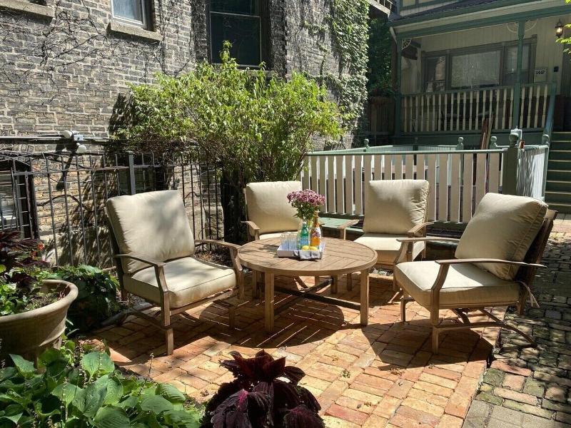 Villa Toscana Guest House B&B image