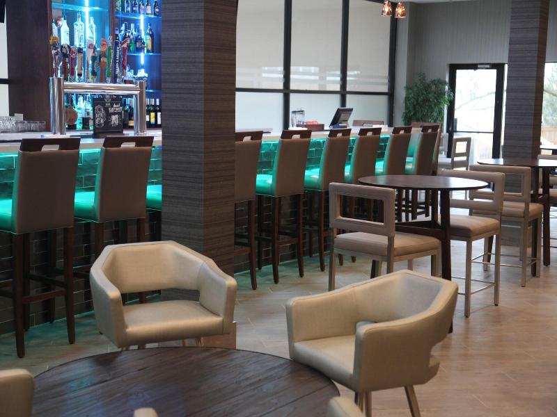Four Points By Sheraton Toronto Airport image
