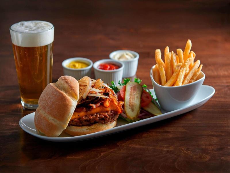 Four Points By Sheraton Toronto Airport image