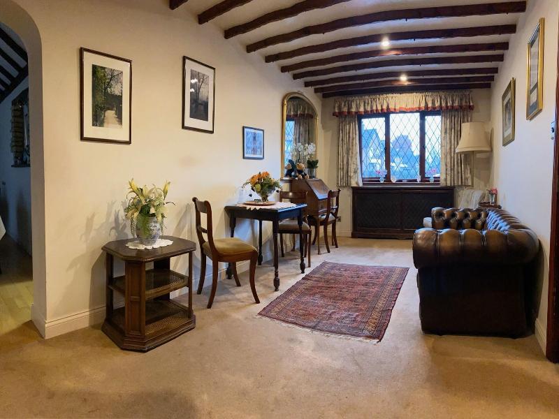 Cotswold House - Guest house image