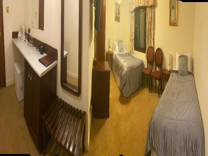 Cotswold House - Guest house image