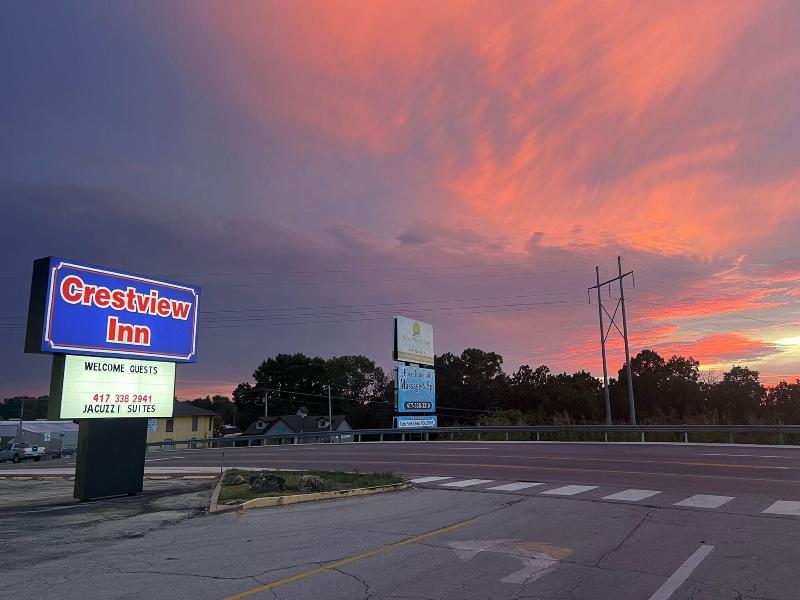 Notch Inn and Suites image