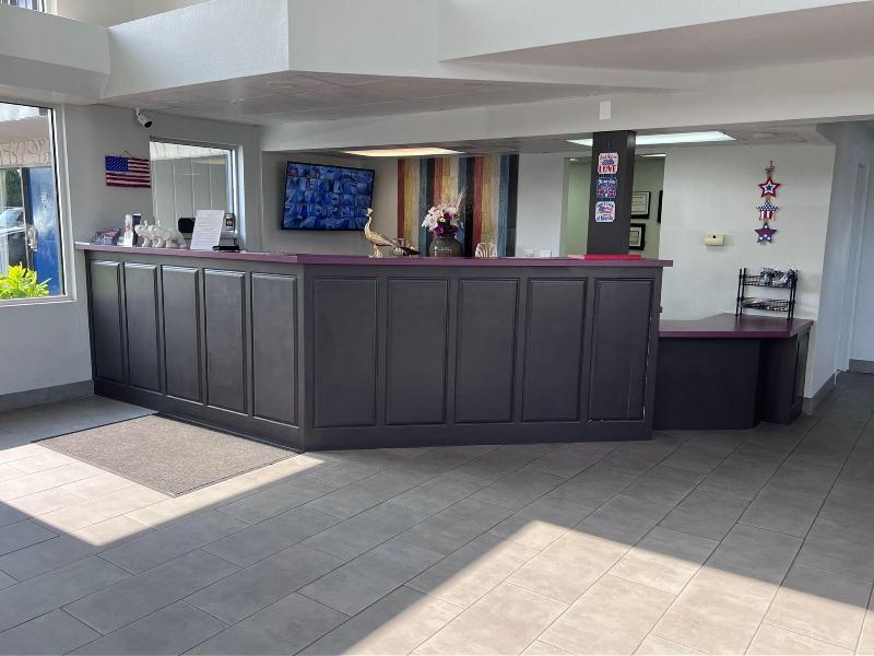 Notch Inn and Suites image