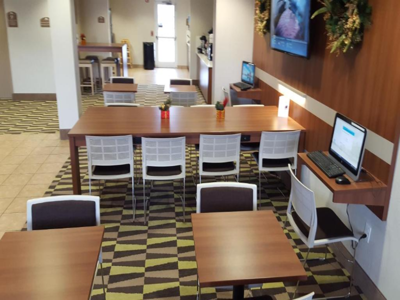 Microtel Inn & Suites By Wyndham Bellevue