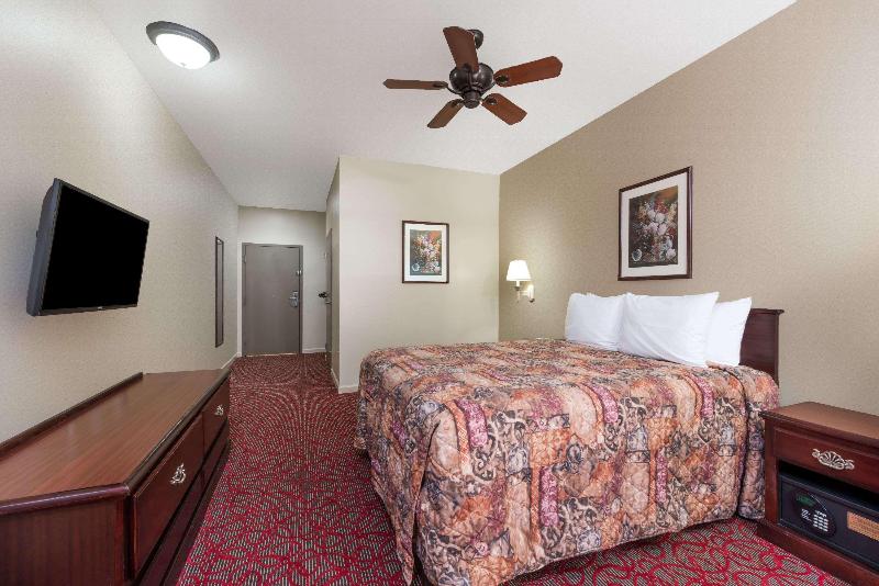 Days Inn By Wyndham St Peters/St Charles image