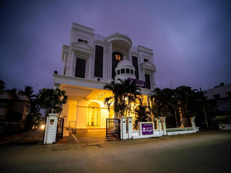 Royal Orchid Central Hotel image