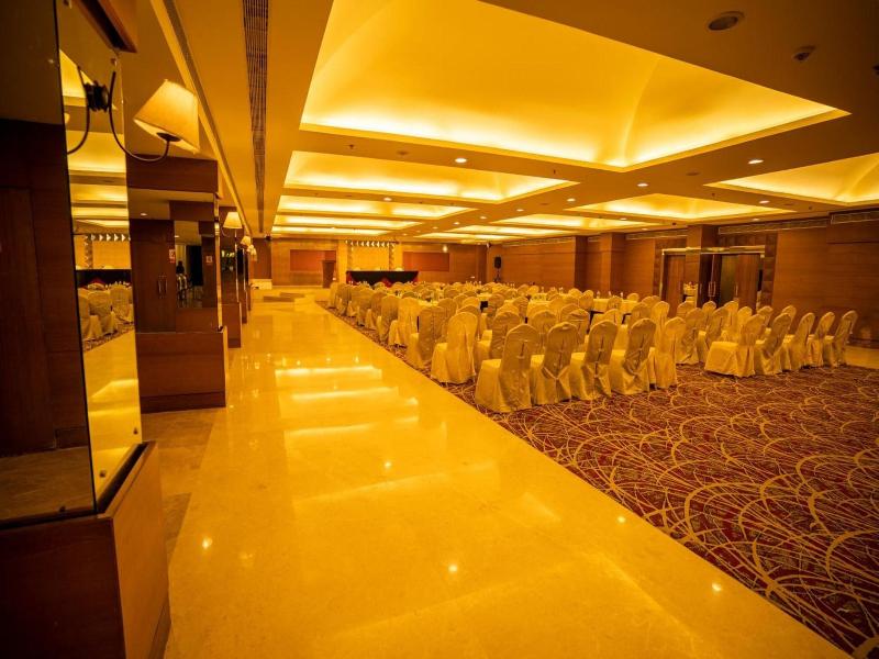 Royal Orchid Central Hotel image