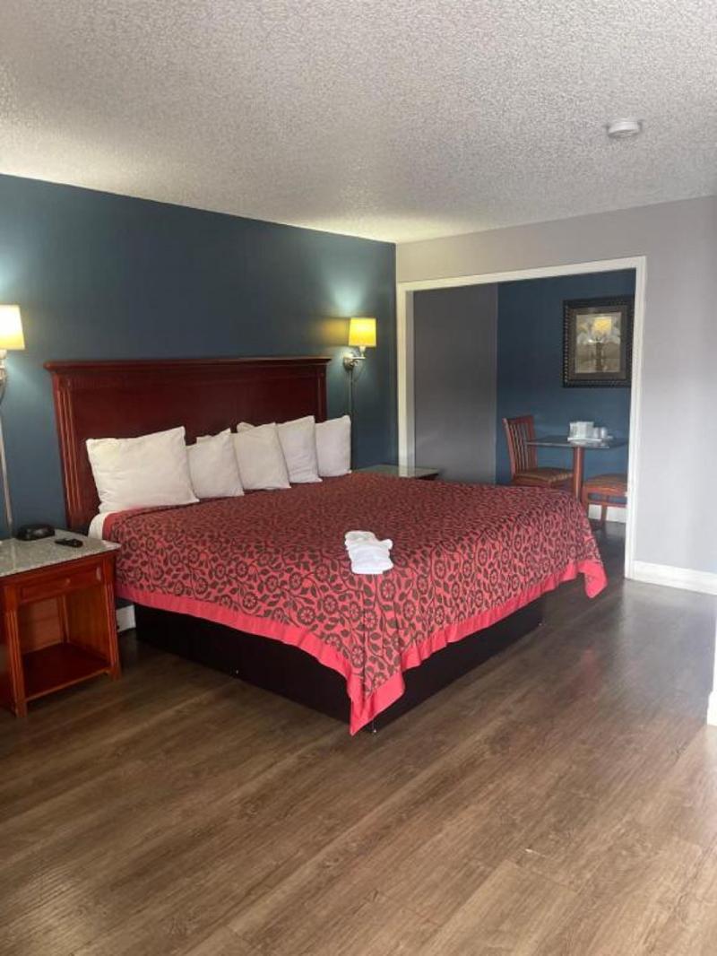 Blue Spring Inn Orange City image