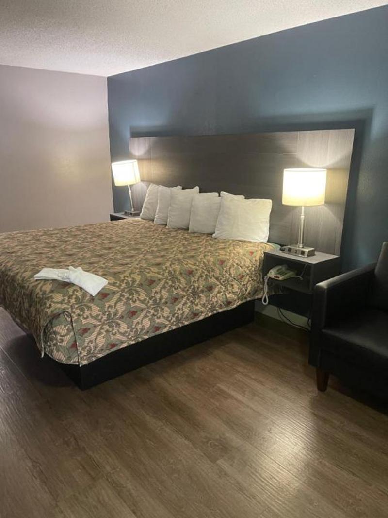 Blue Spring Inn Orange City image