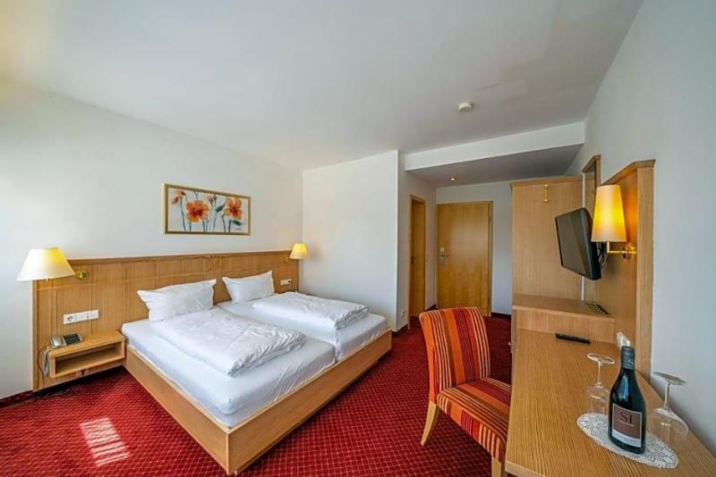 Peffer & Salz Weinhotel image