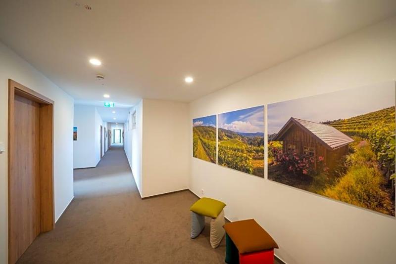 Peffer & Salz Weinhotel image