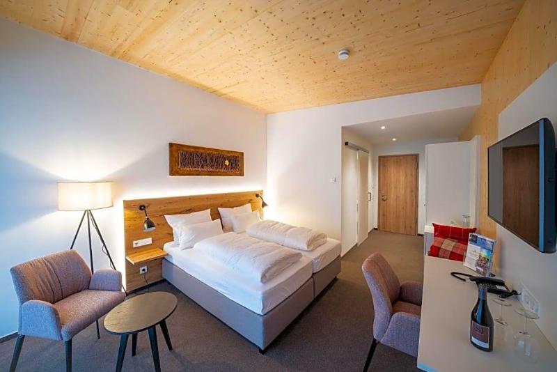 Peffer & Salz Weinhotel image