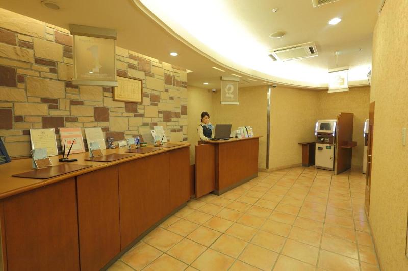 R&B Hotel Sapporo-KitasanNishini image