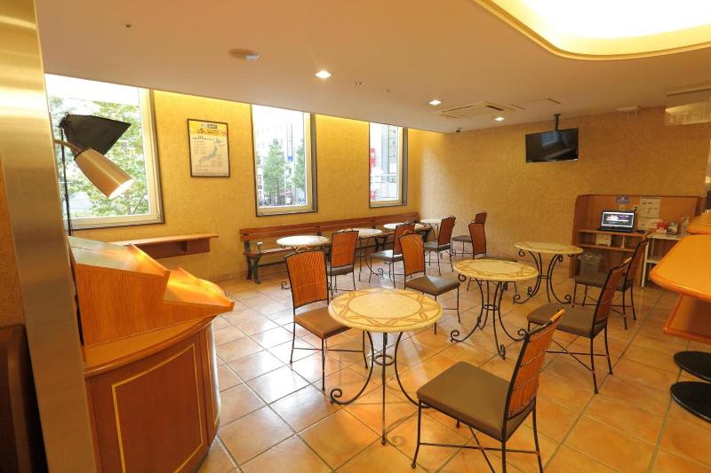 R&B Hotel Sapporo-KitasanNishini image