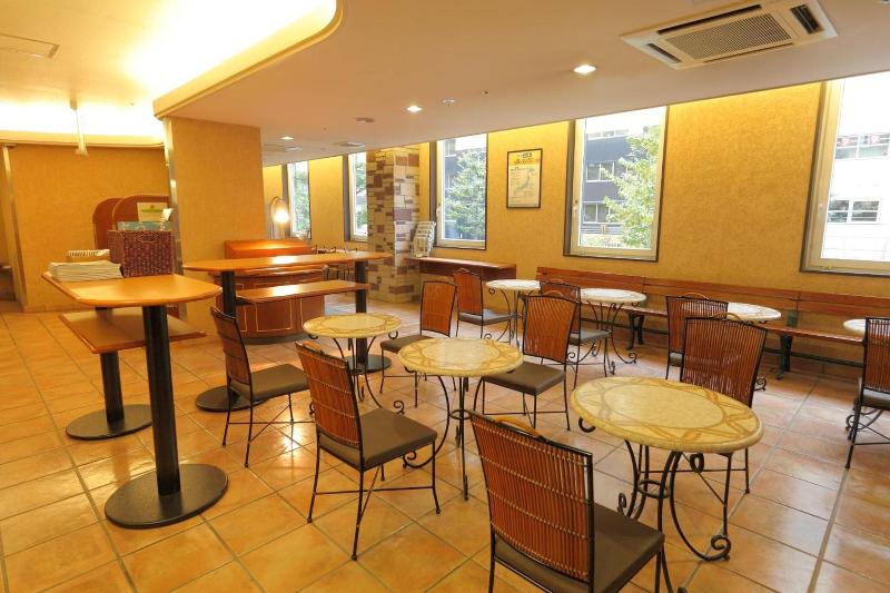 R&B Hotel Sapporo-KitasanNishini image