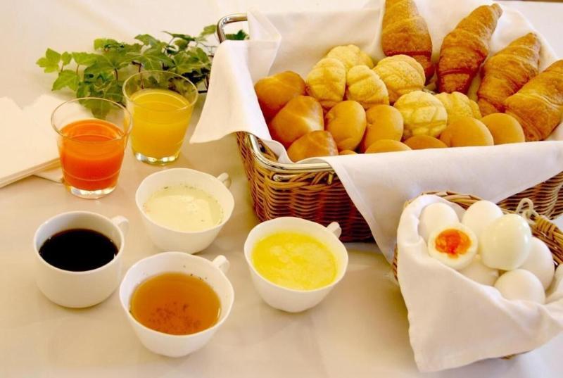 R&B Hotel Sapporo-KitasanNishini image