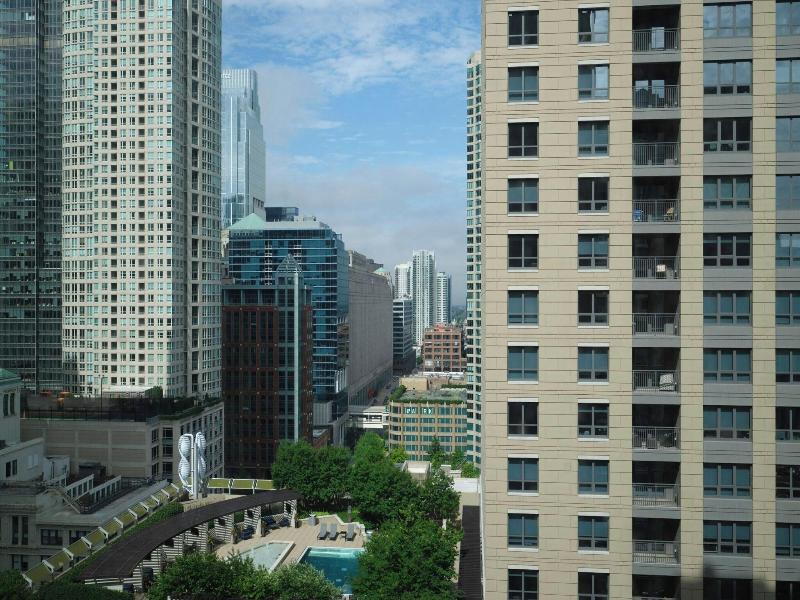 Residence Inn Chicago Downtown/River North image