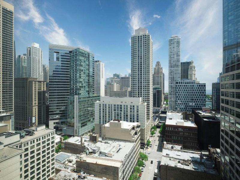 Residence Inn Chicago Downtown/River North image