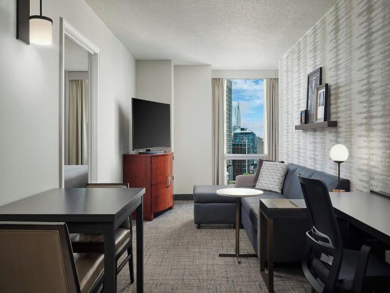 Residence Inn Chicago Downtown/River North image