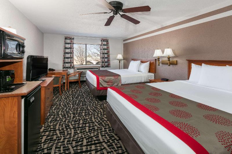 Ramada By Wyndham Oklahoma City Airport North image