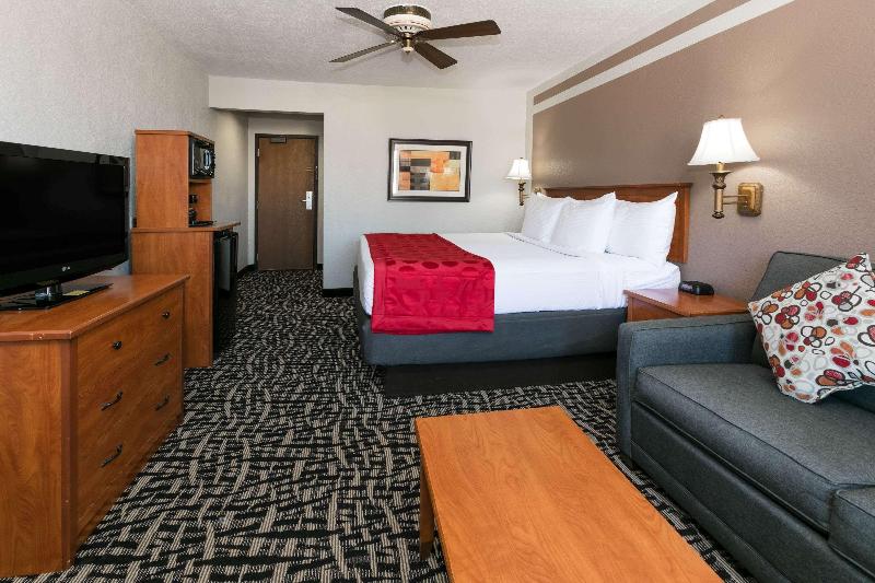 Ramada By Wyndham Oklahoma City Airport North image