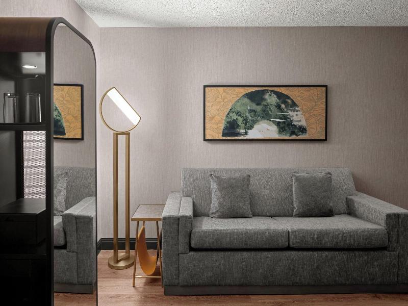 Renaissance Chicago North Shore Hotel image