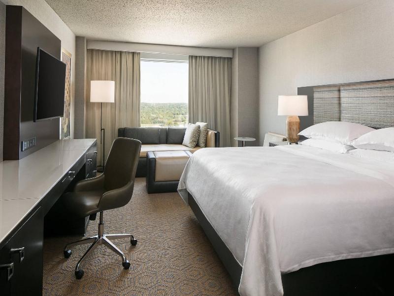 Club Room, 1 King Bed