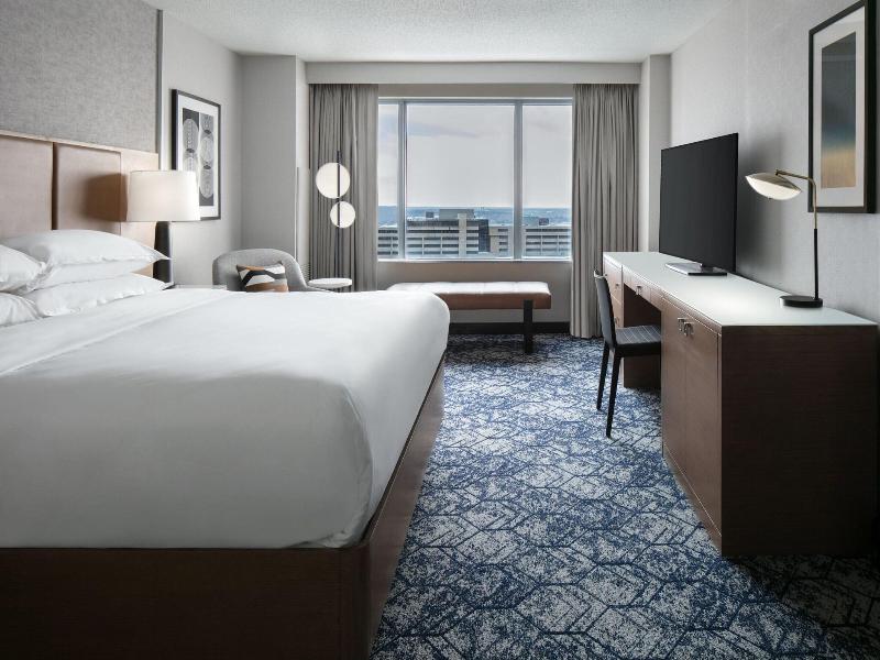 Sheraton Overland Park Hotel At The Convention Cen