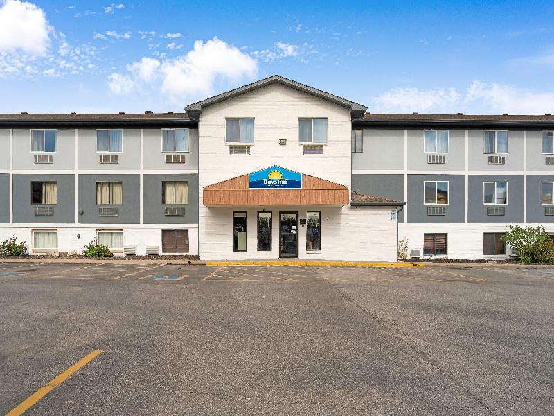 Days Inn by Wyndham Omaha NE