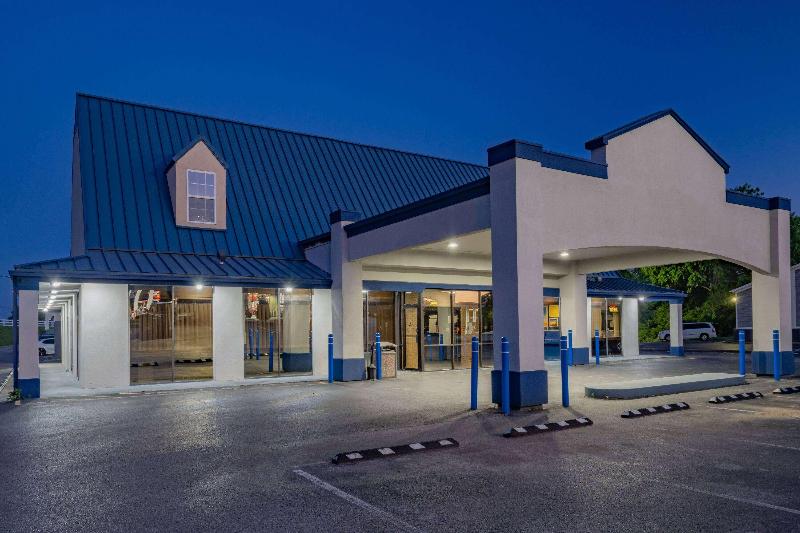 Rodeway Inn Owensboro South image
