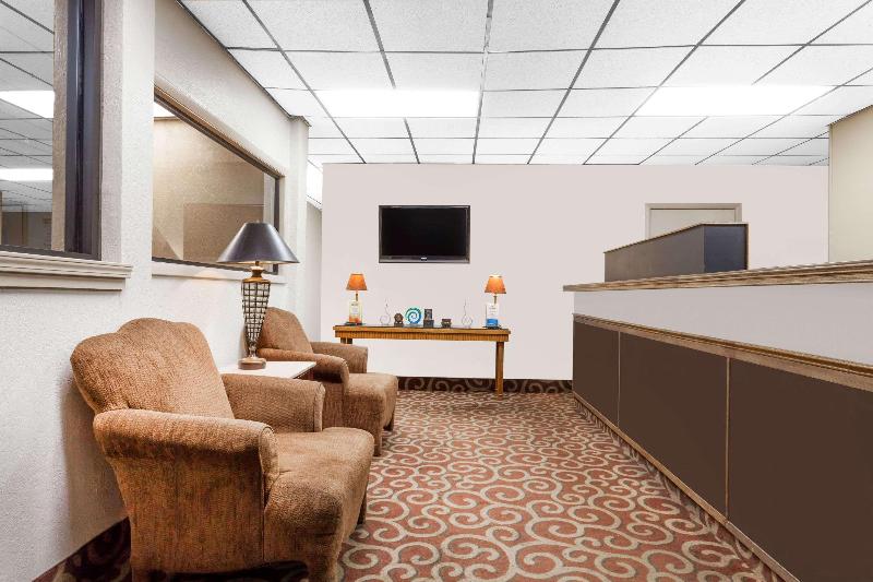 Rodeway Inn Owensboro South image