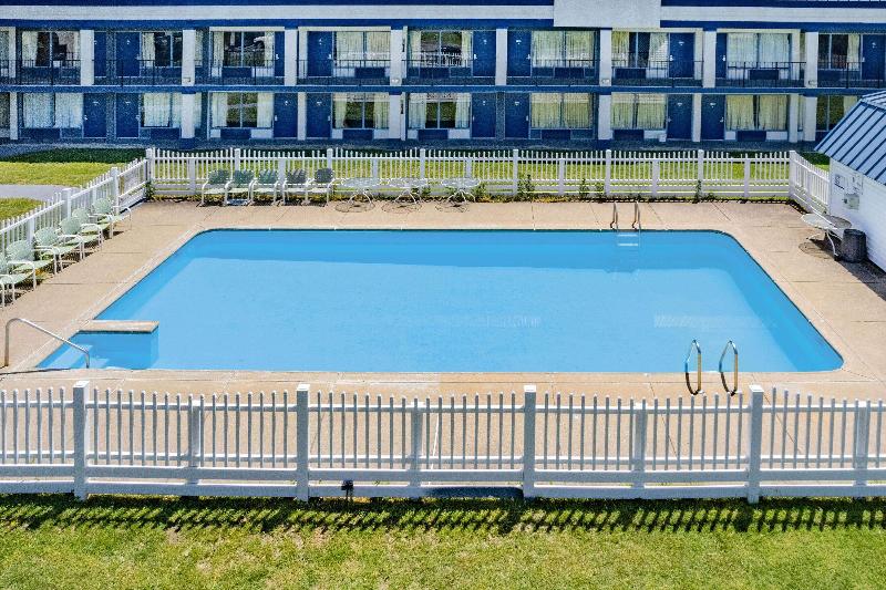Rodeway Inn Owensboro South image