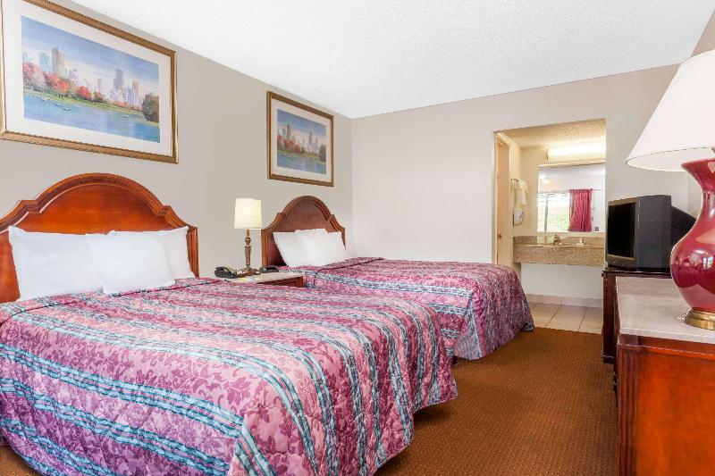 Rodeway Inn Owensboro South image