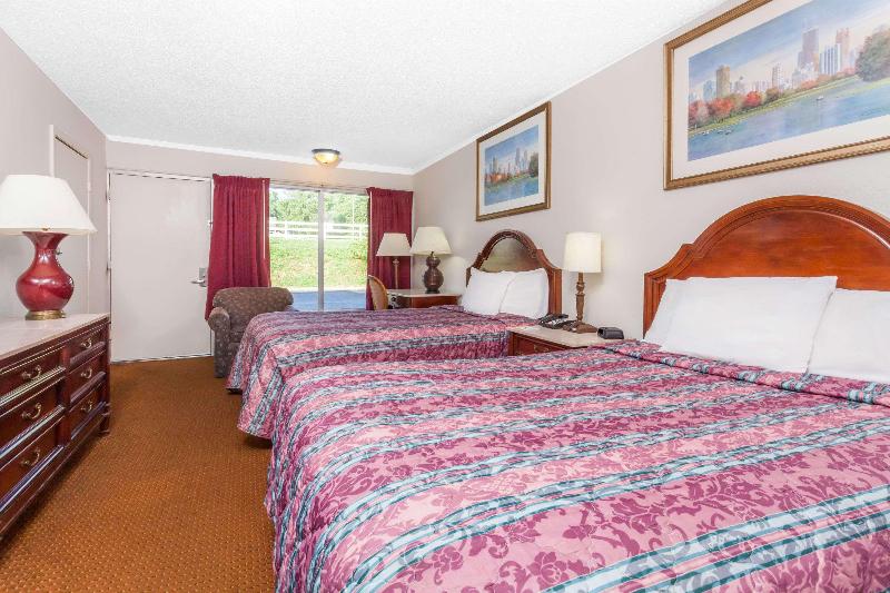 Rodeway Inn Owensboro South image