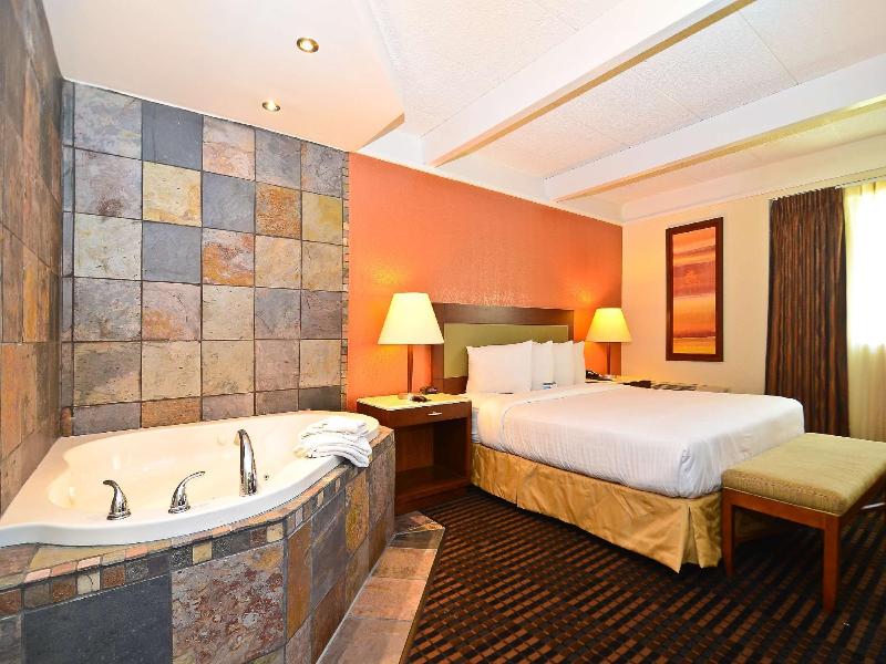 Lexington Inn & Suites - N.W. Chicago West/Elgin image