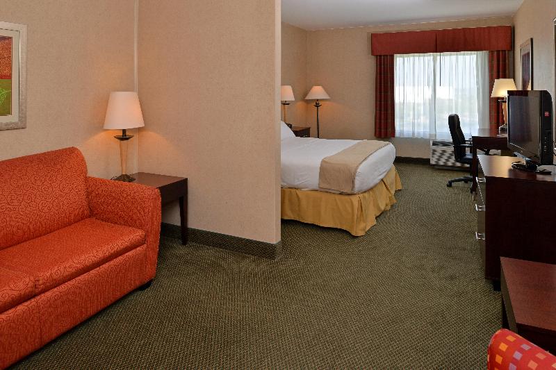 Holiday Inn Express & Suites Ocean City image