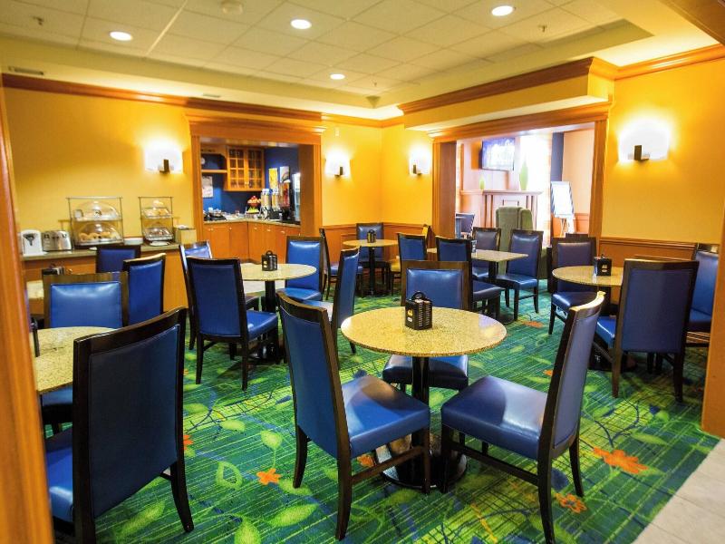 Fairfield Inn By Marriott Toronto Oakville