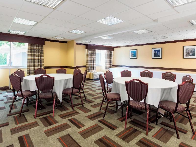 Four Points By Sheraton Chicago O'Hare Airport image