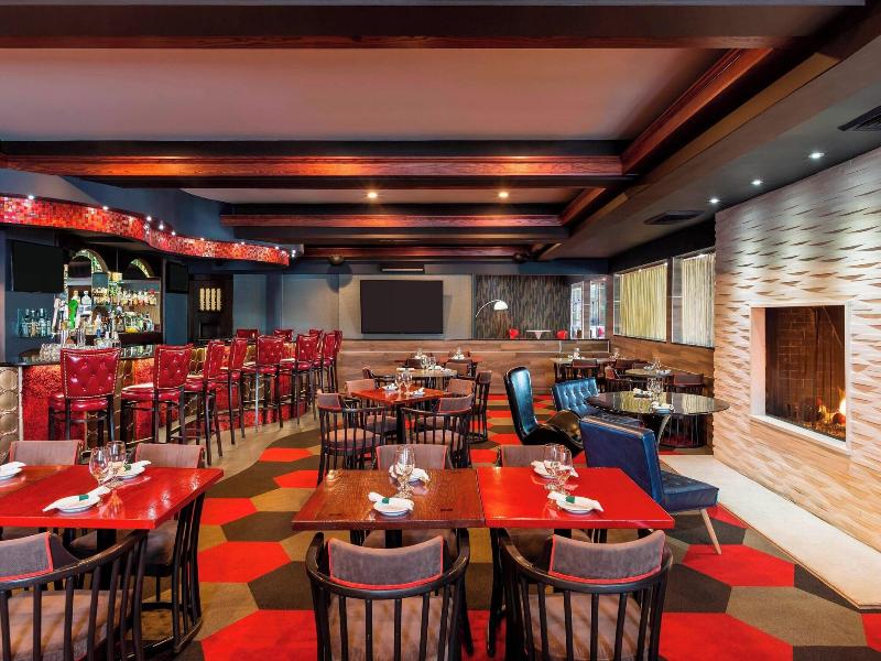 Four Points By Sheraton Chicago O'Hare Airport image
