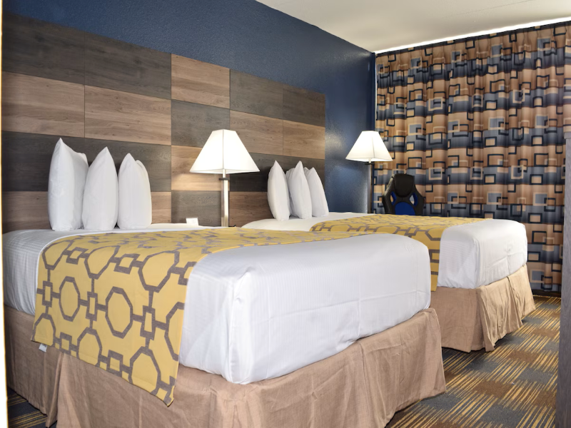 Baymont By Wyndham Addison image