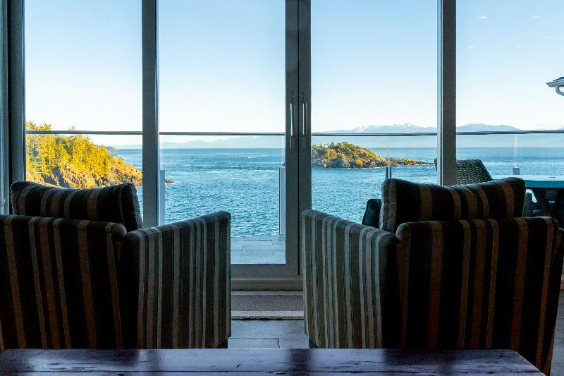 SookePoint Ocean Cottage Resort image