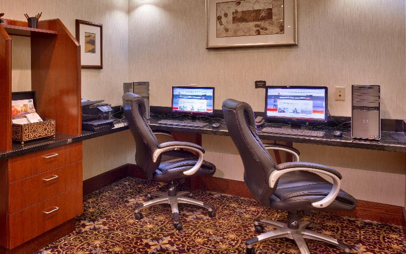 Staybridge Suites Omaha 80th & Dodge