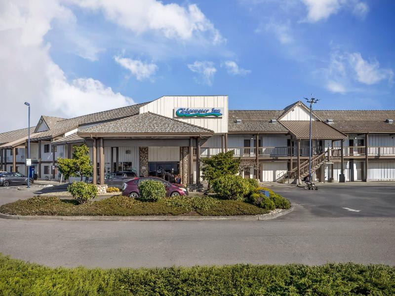 Edgewater Inn And Suites,Coos Bay image